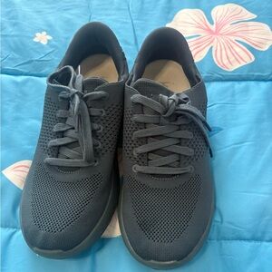 Kizik Blue Athletic Shoes